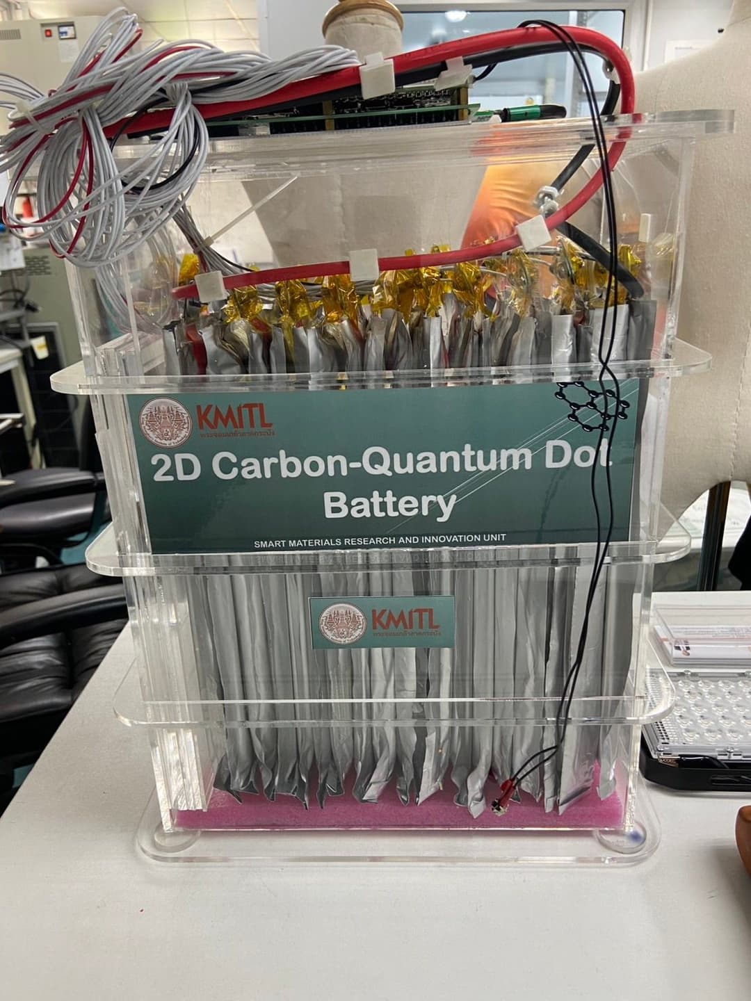 Fabrication of Graphene Quantum Dots Battery